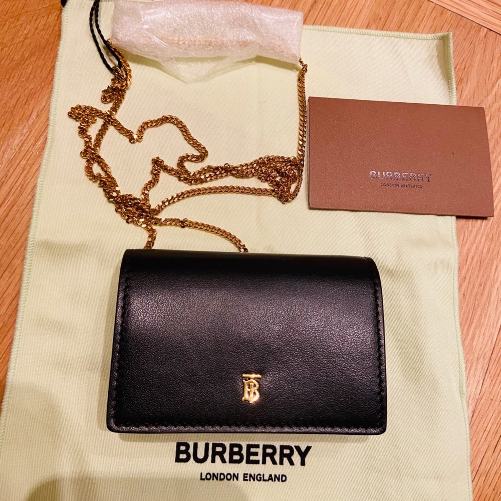 Burberry Card case on the chain